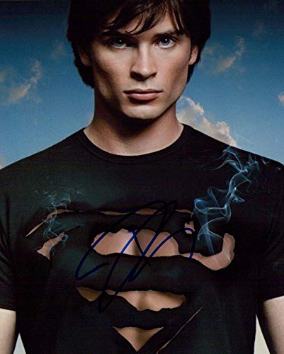 Tom Welling signed 8x10 photo