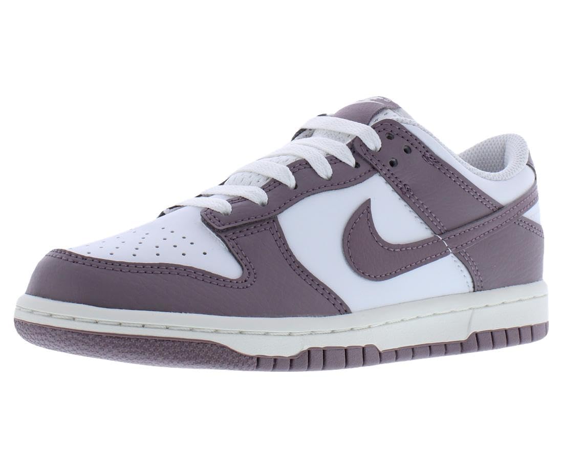 Nike Boys' Dunk Low GS Sneakers