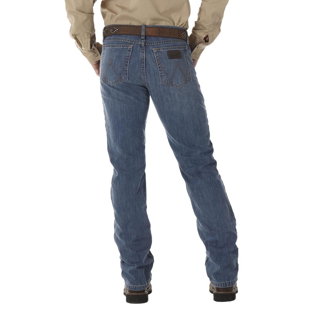 Wrangler Men's Free-to-Stretch Regular Fit Jean