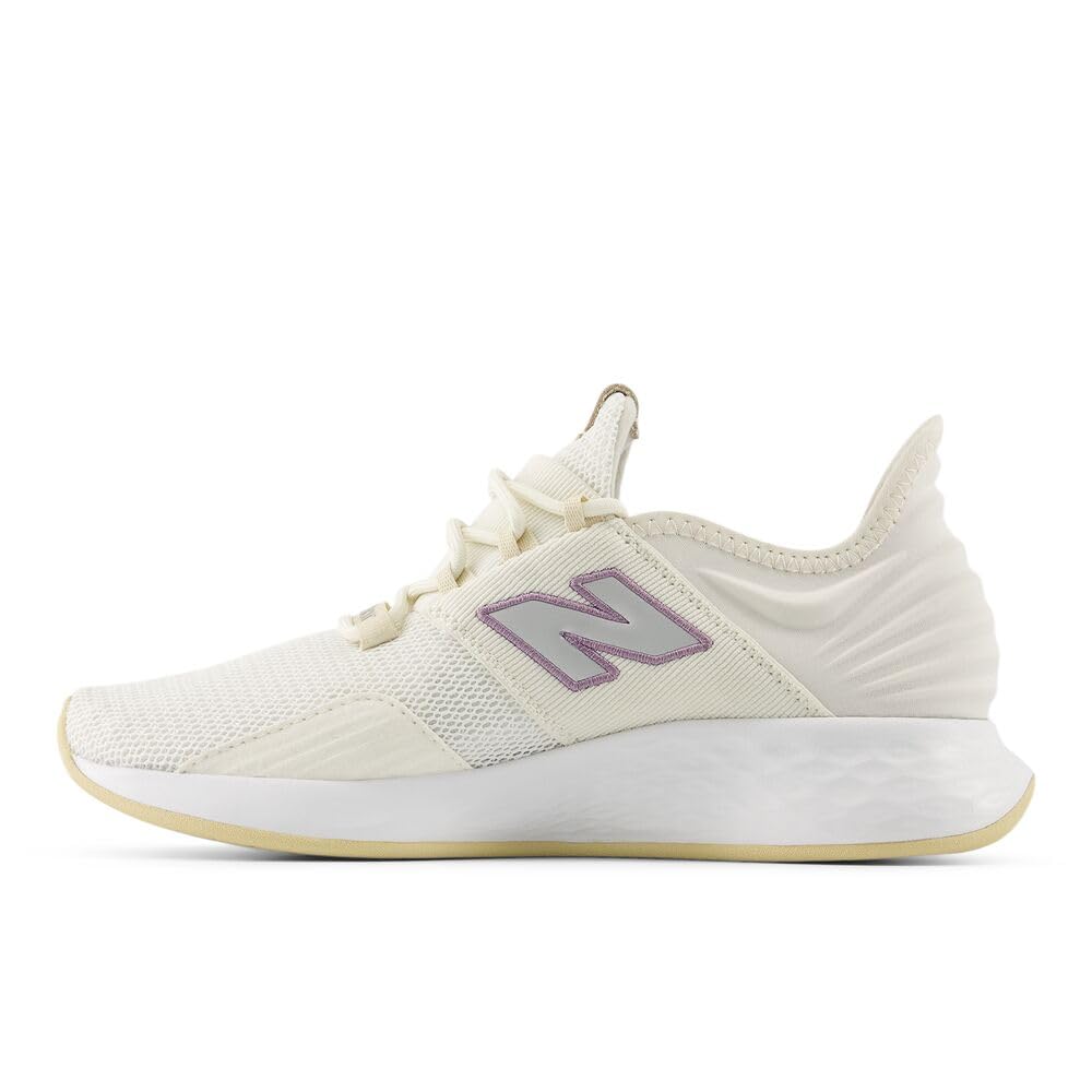 New Balance Women's Fresh Foam Roav Running Shoe
