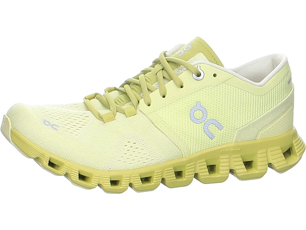 ON Women's Cloud X Sneaker