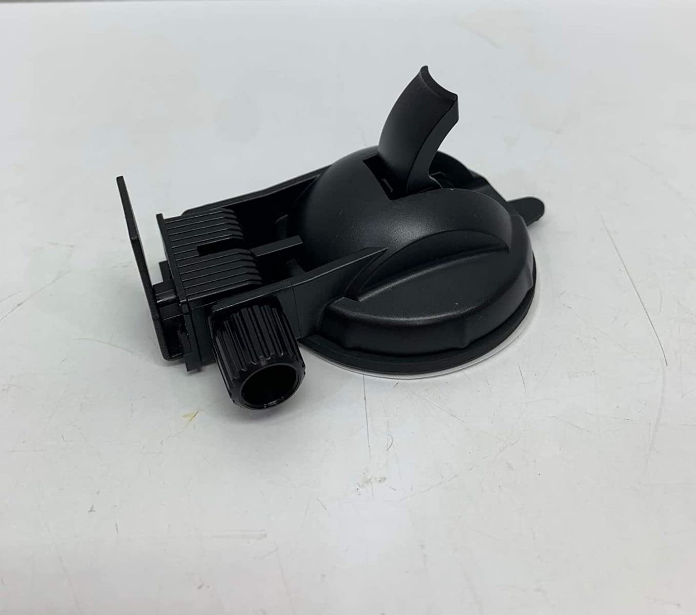 Uniden SSS00275R Large Premium Suction Cup Mounting Bracket for R8w, R8, R7, R4w