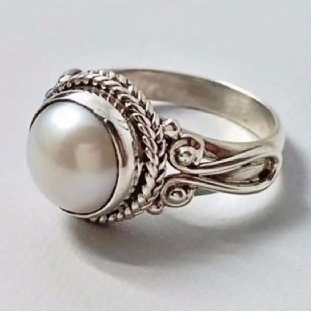 Vintage Style Ring Simulated Pearl Accent Retro Fashion Jewelry for Women