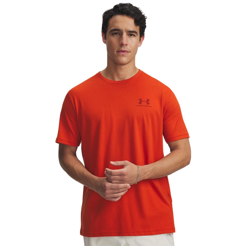 Under Armour Men's Loose T-Shirt with Logo on Left Chest, Titanium/Clay Green