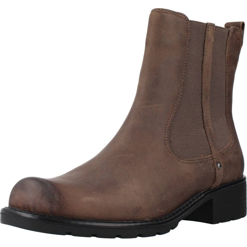 Clarks Women's Charlten Bay Boots