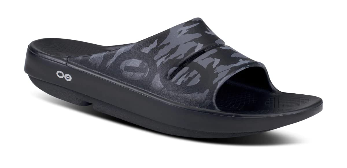 OOFOS - Unisex OOahh Sport - Post Run Recovery Sandals, Black Camo, 12 Women/10 