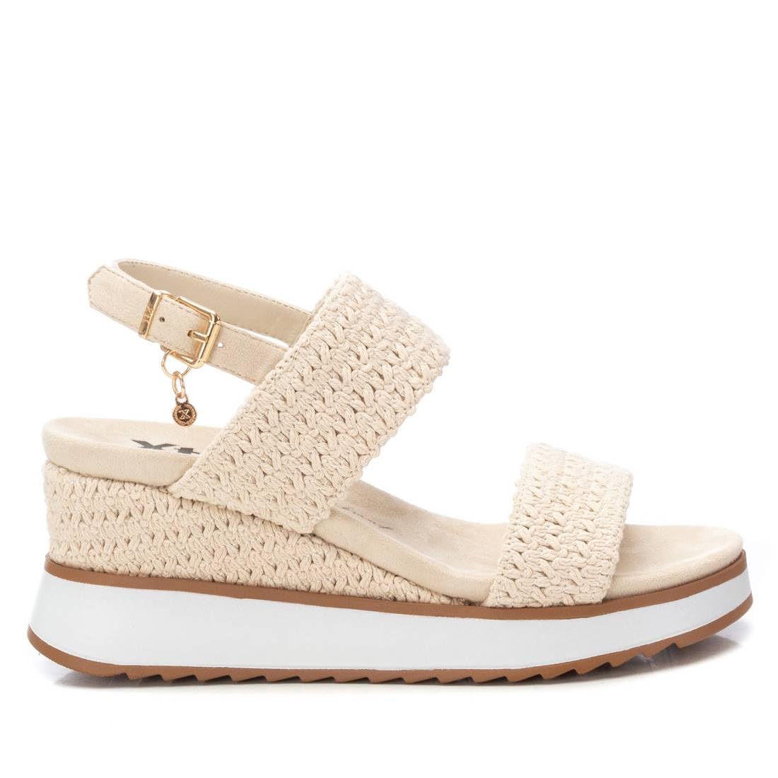 XTI - Women's Sandals - Comfortable and Versatile Footwear - Casual Fashion