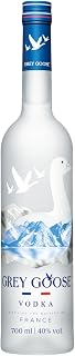 GREY GOOSE Premium French Vodka, 40% ABV, 70cl | Premium French Vodka, Smooth, Great for Mixing Cocktails, Made in France Using Natural Ingredients, 700ml