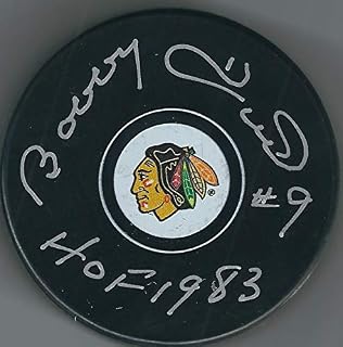 Autographed Bobby Hull Chicago Blackhawks Hockey Puck