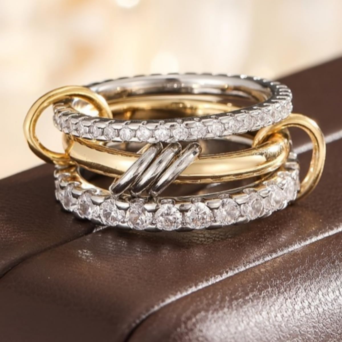 1 x White Silver Plated Tri-Cyclic Cubic Zirconia Interlocking Belt Ring for Wom