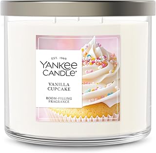 Yankee Candle 3 Wick Candle Jar, Scented Candle with up to 40 Hours of Burn Time, Premium Plant Wax Blend for Consistent Long Lasting Scent from First to Last Burn, Vanilla Cupcake