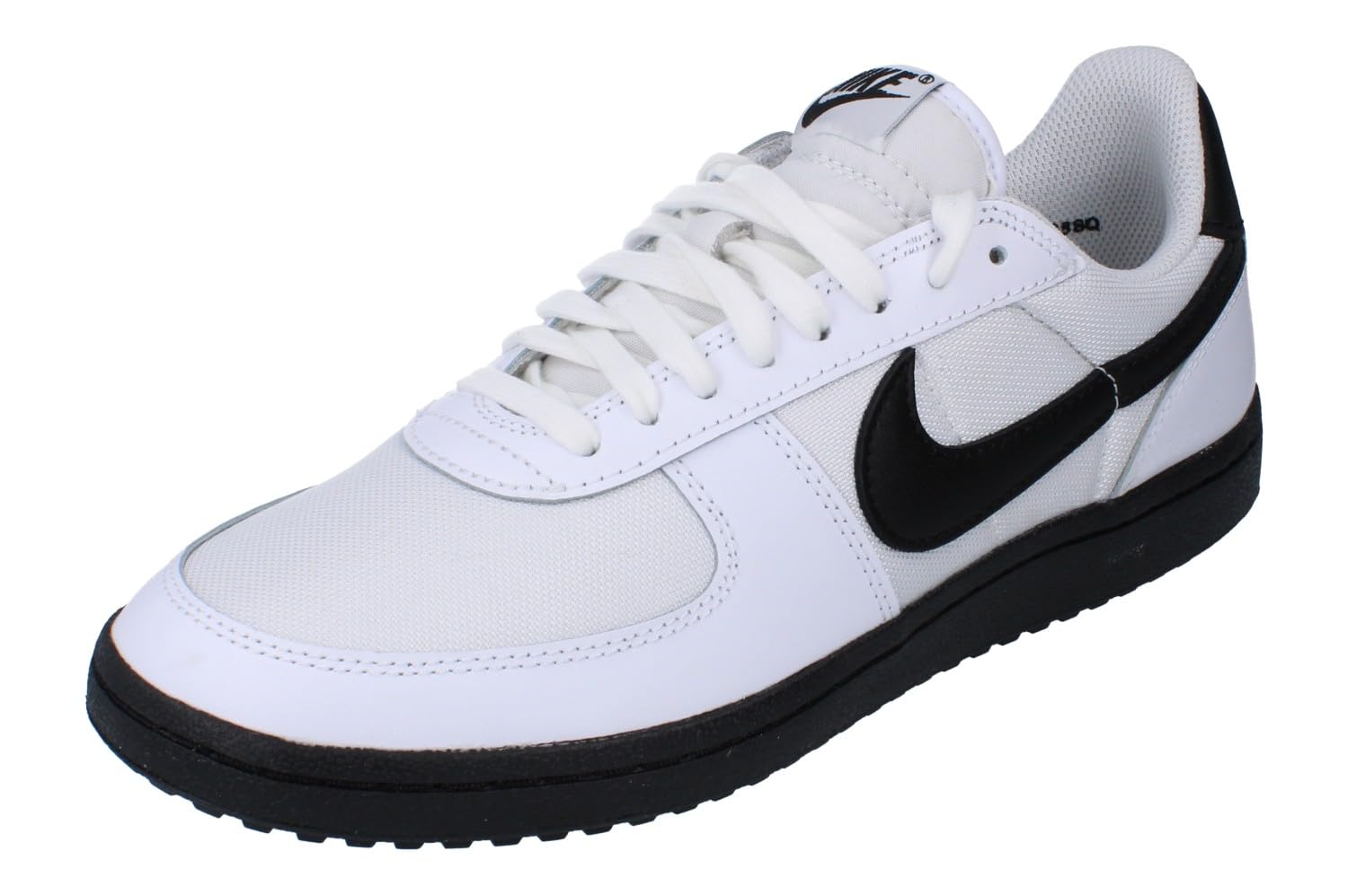 General's Field Nike