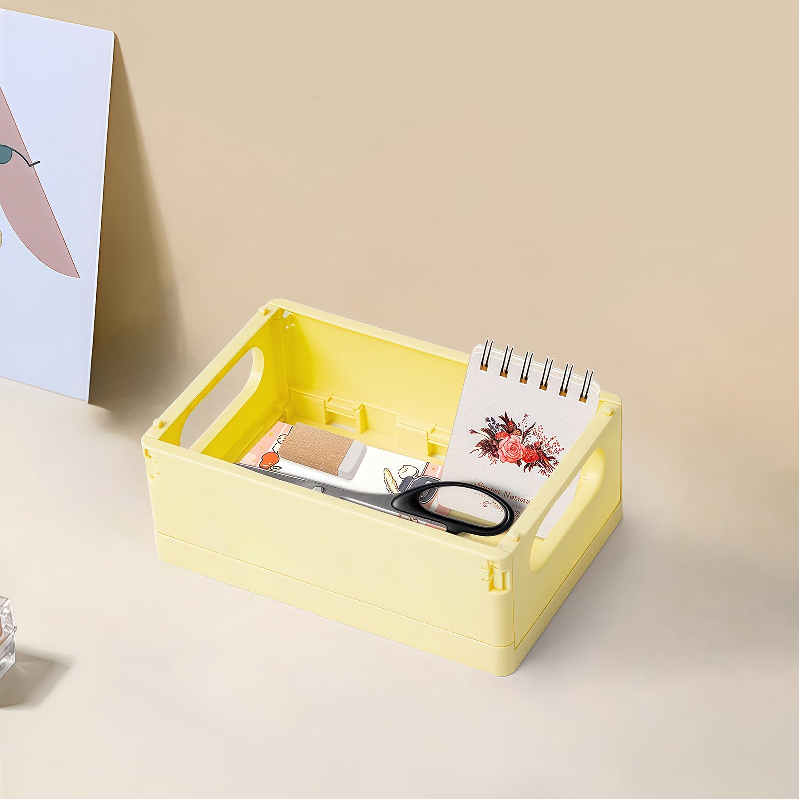 Pale yellow mini storage basket can store toiletries, stationery, clothes, jewel