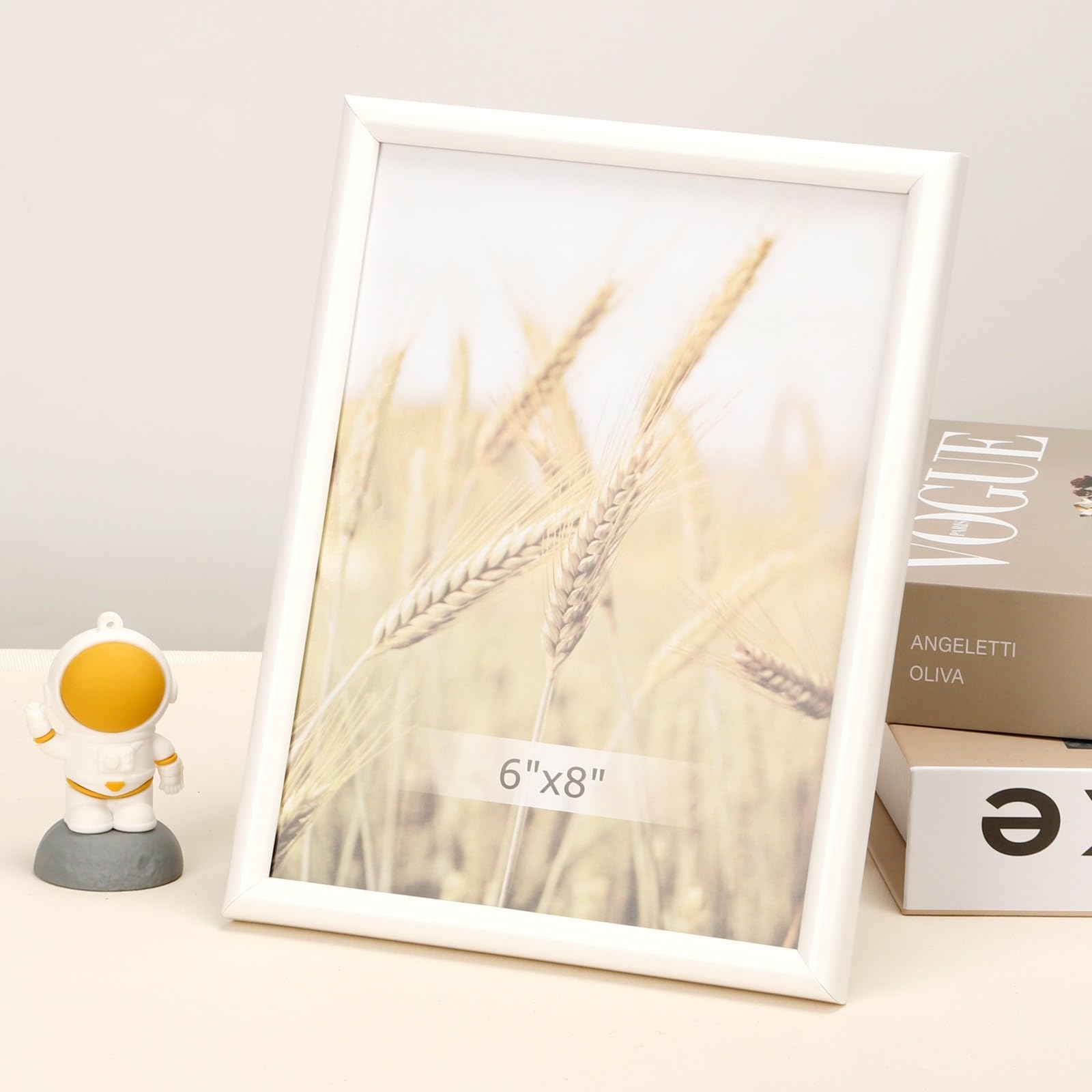 Classic Photo Frame with Plastic Front Material Simple Glossy Finish for Wall or
