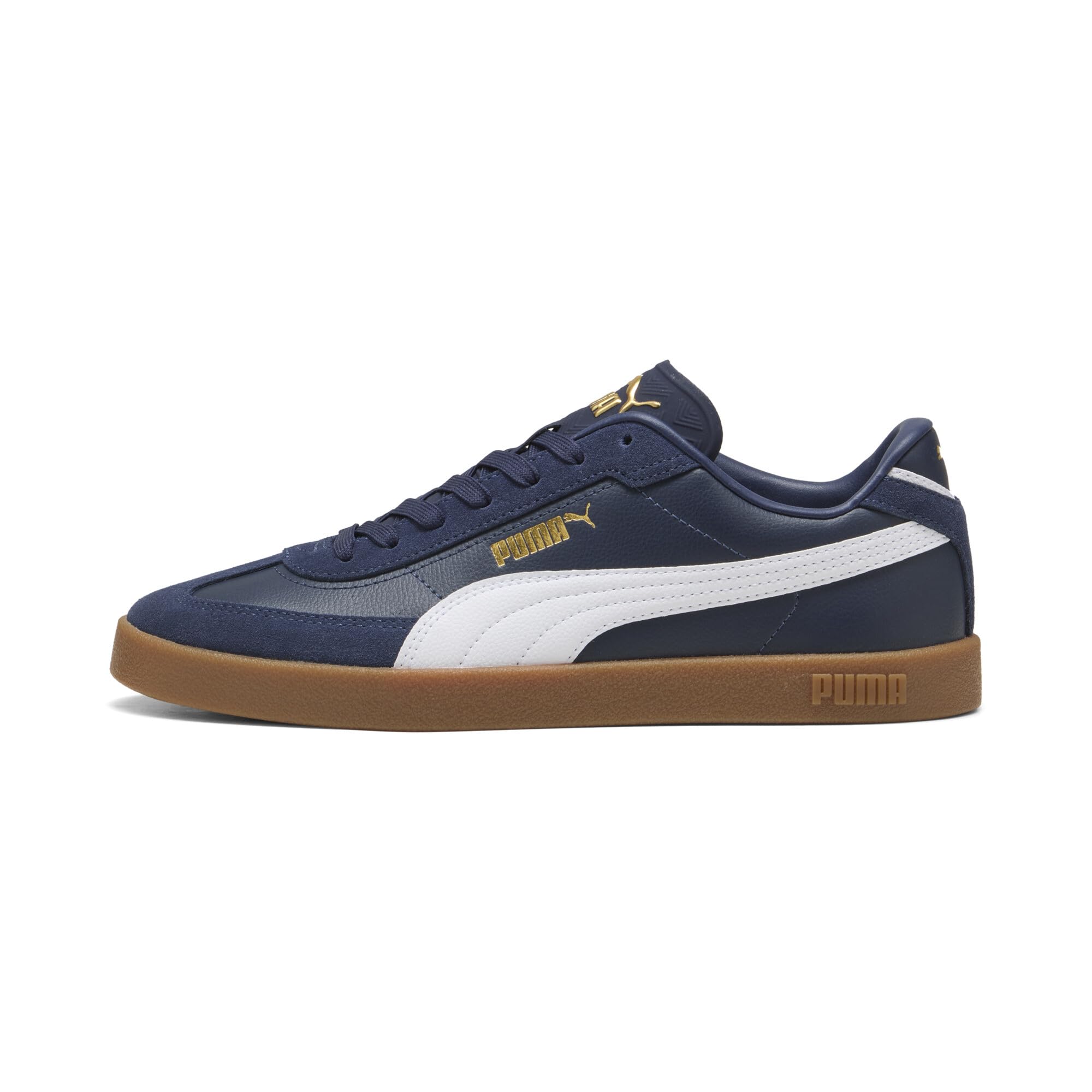 PUMA The Club II Era for Men is a classic and versatile shoe that combines elega