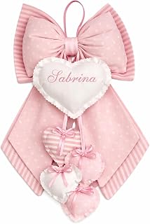 Fiocco Nascita personalizzato con nome sul cuore. Dimensione 52 x 35 cm. (Pois-Rosa)