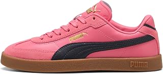 PUMA The Club II Era for Men is a classic and versatile shoe that combines elegance and comfort with a simple and refined design, ideal for everyday use. This shoe has a very nice design.