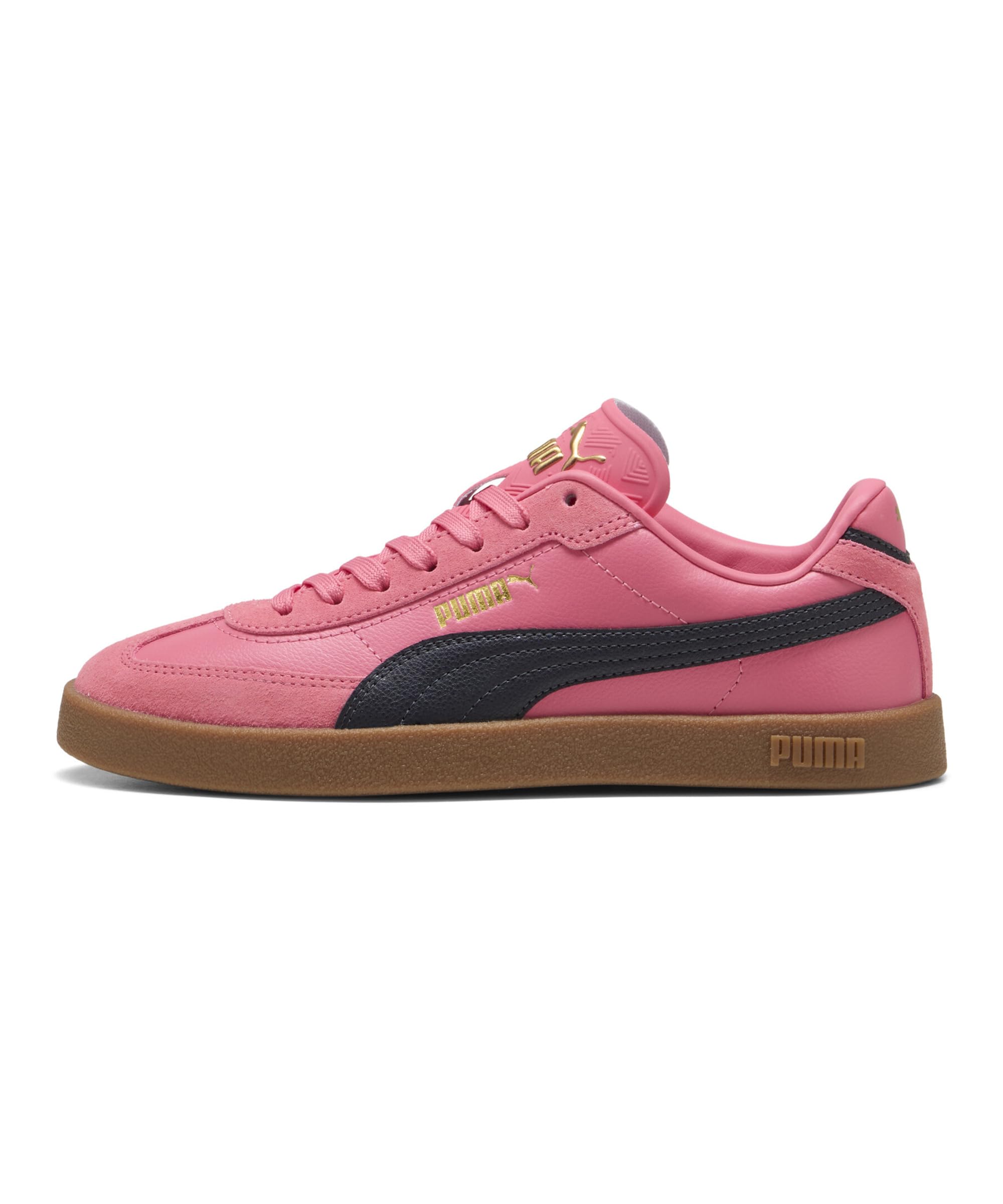 PUMA The Club II Era for Men is a classic and versatile shoe that combines elega