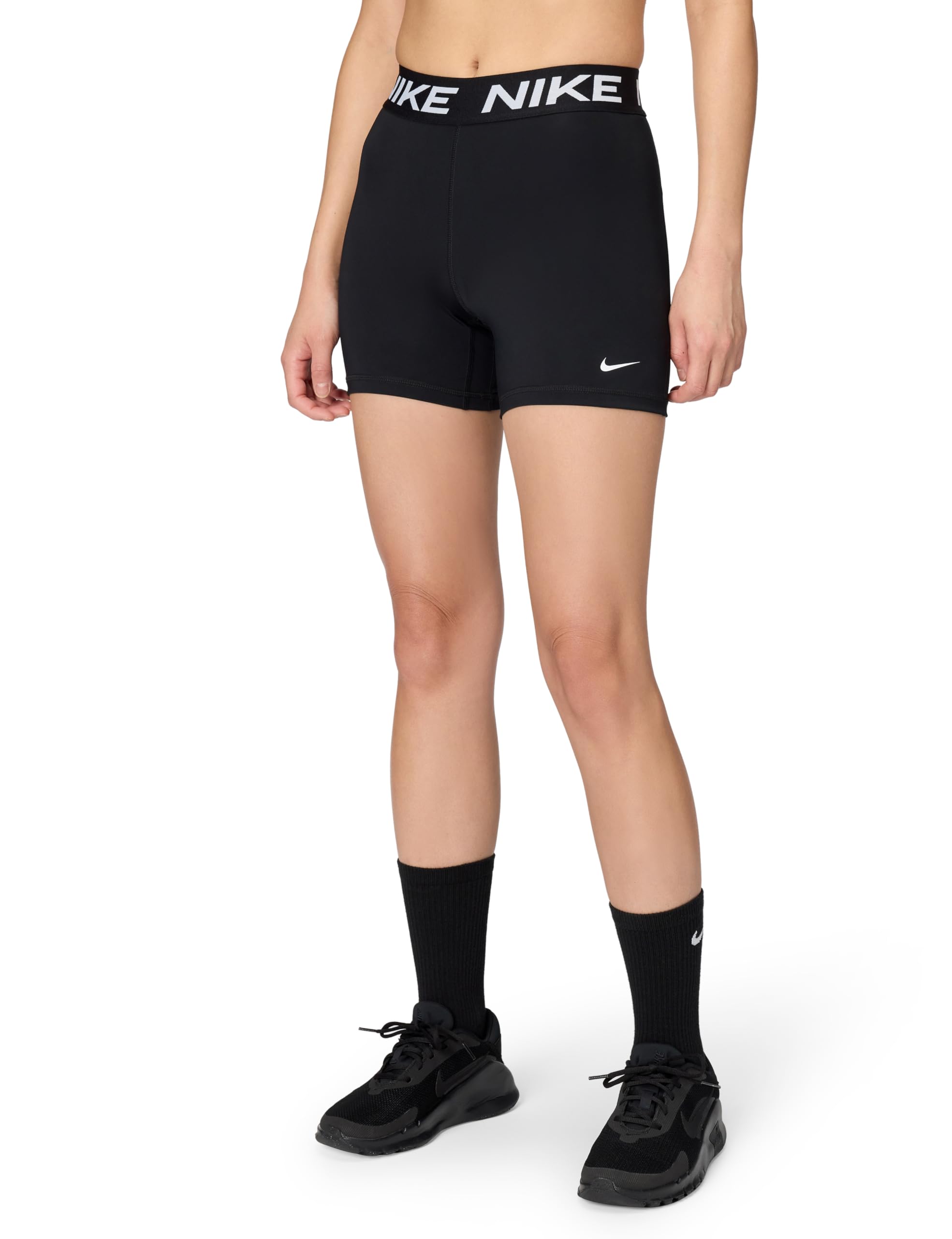 Nike Women's Victory Baselayer Dri-FIT Mid-Rise 5" Biker Short