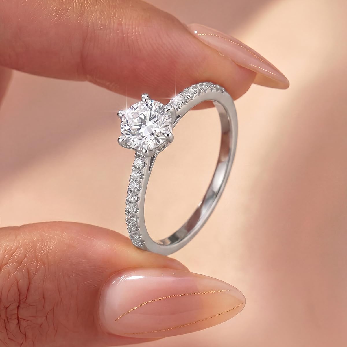 1pc Classic Wedding Engagement Ring Cubic Zirconia Decor Silver Wedding Band for