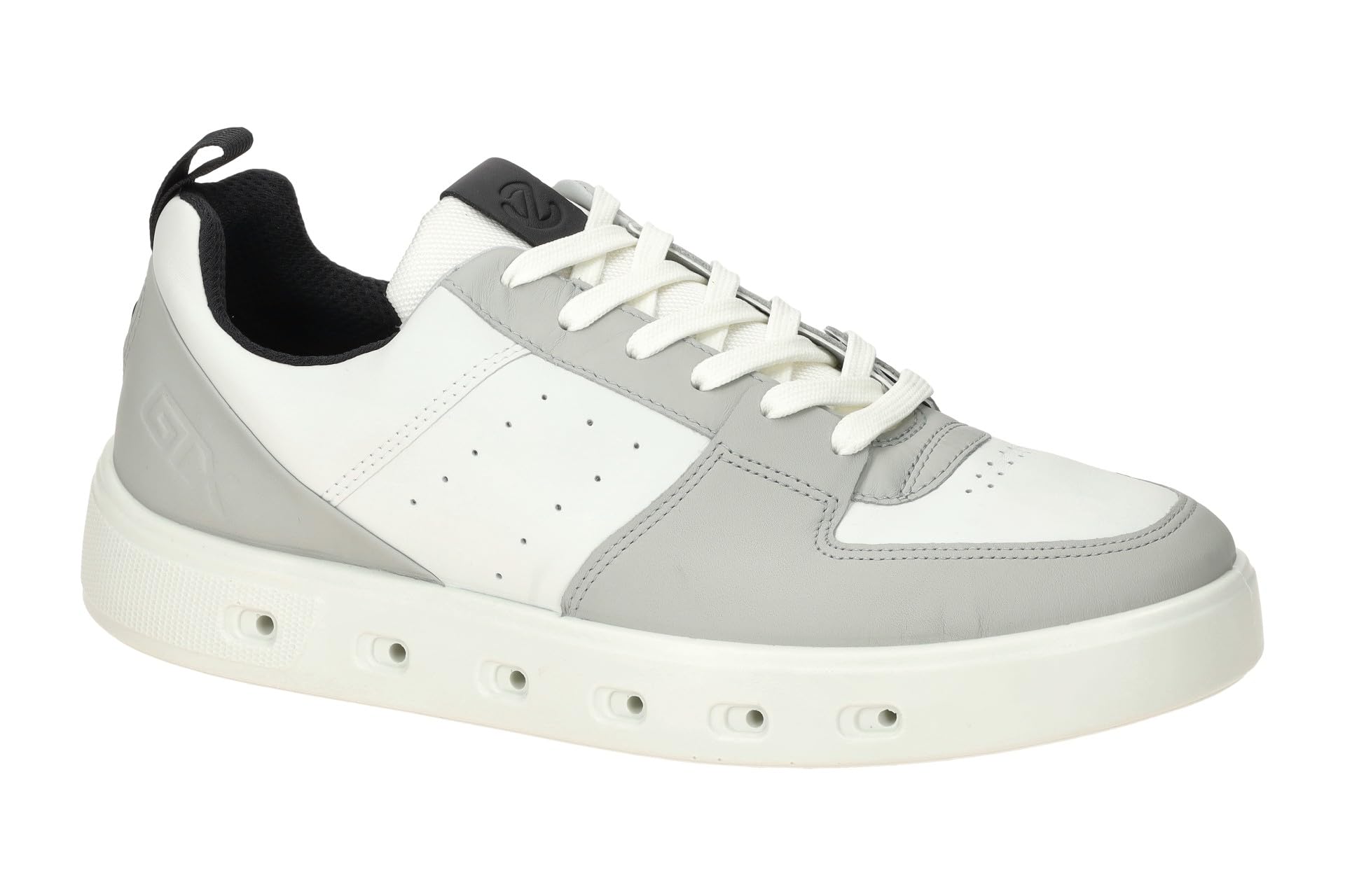 ECCO Mens Street 720 Vented Gore-TEX Waterproof Retro Sneaker