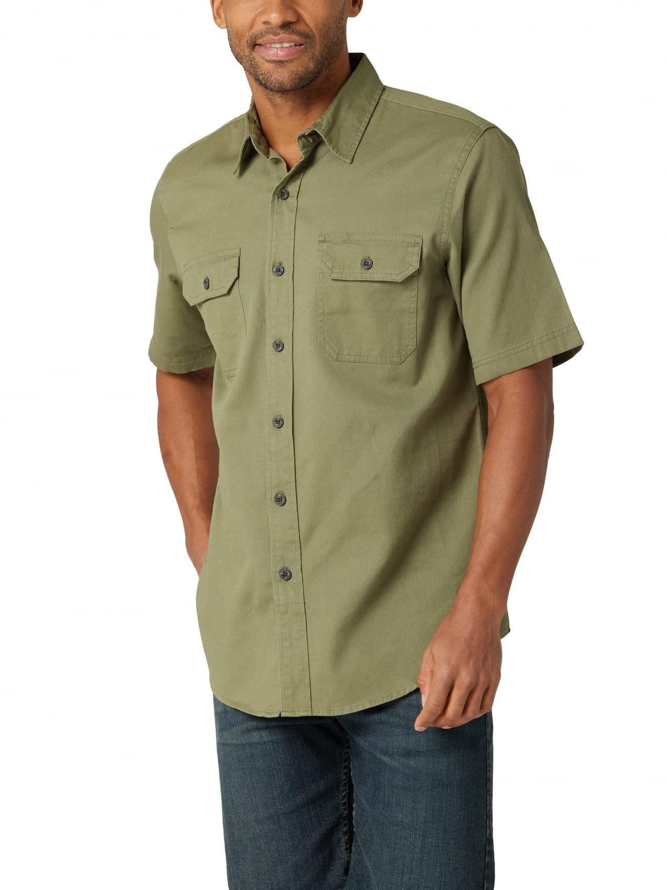 Wrangler Authentics - Men's Classic Short Sleeve Shirt