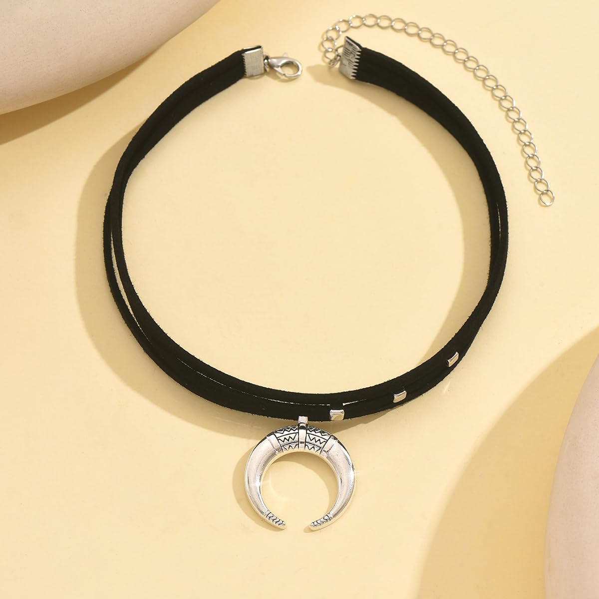 Vintage Crescent Moon Pendant Choker Necklace, Black Velvet Ribbon, Bohemian Dis
