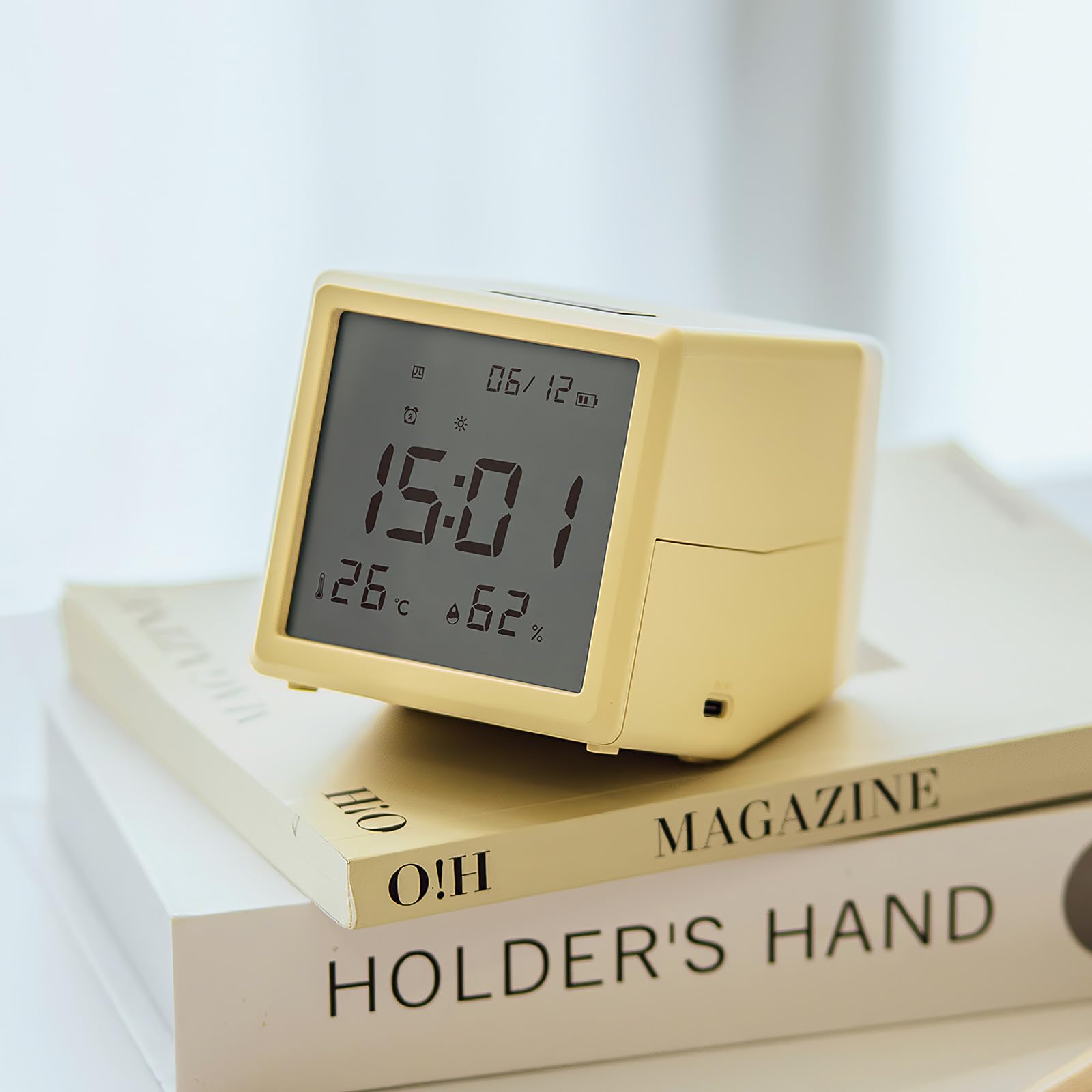 JUSTUP Digital Alarm Clock Square Silent Alarm Clock with Night Light, Loud Alar