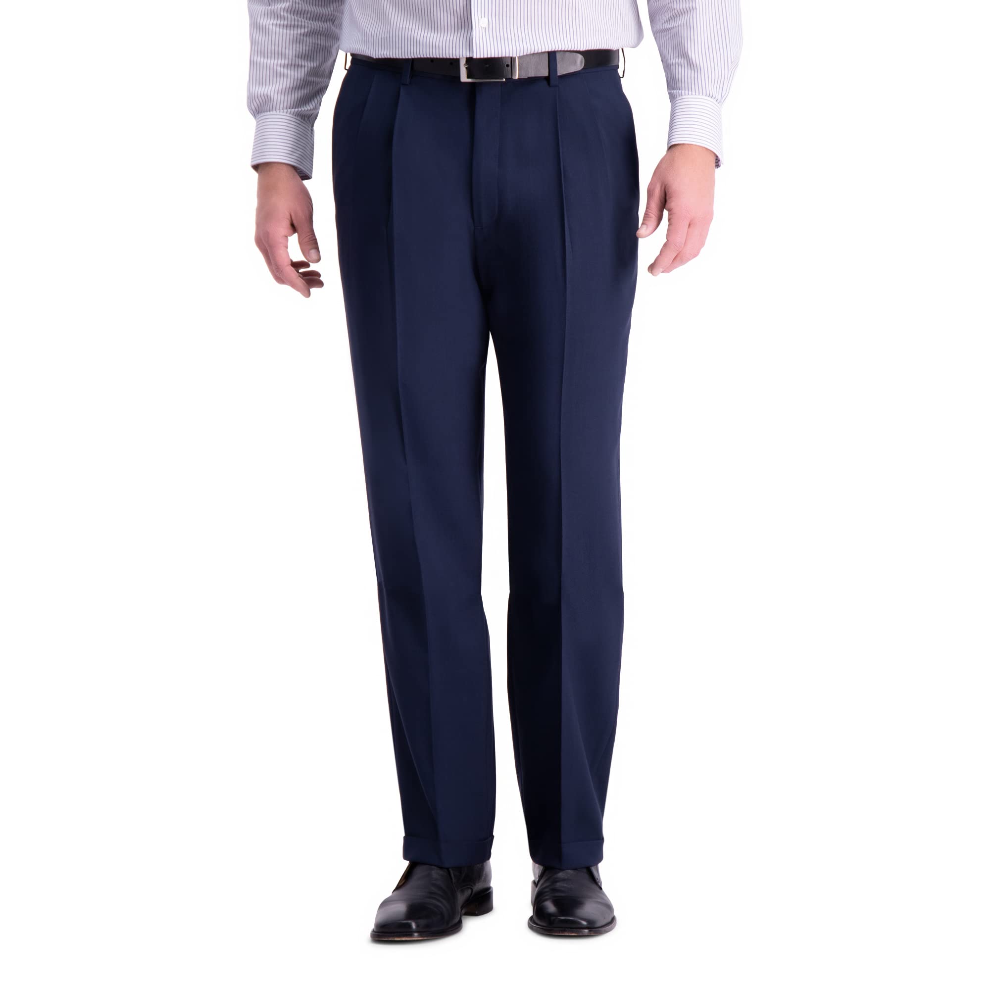 Haggar Men's Classic Fit Pleated Premium Comfort Dress Pant