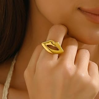 Fashion rings for women, creative lip rings, simple and versatile jewelry, statement rings, unique styling design, modern ladies fashion gift