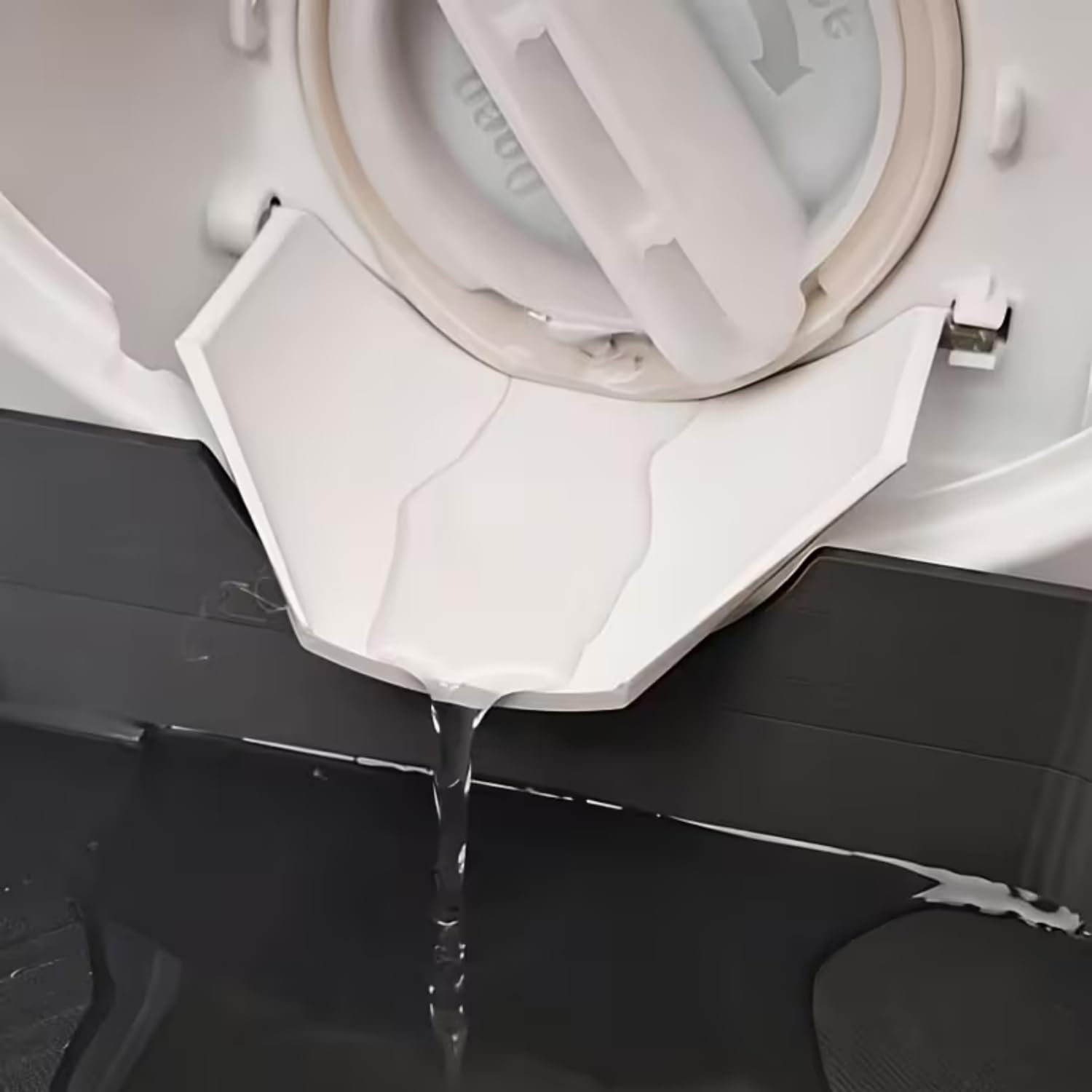 1 x Washing Machine Drain Tray, Anti-Overflow Water Drip Filter, Water Deflector