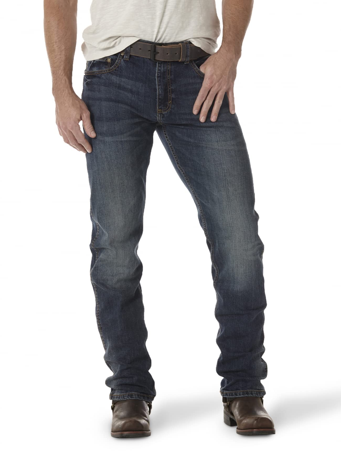 Wrangler Retro Slim Fit Straight Leg Jean