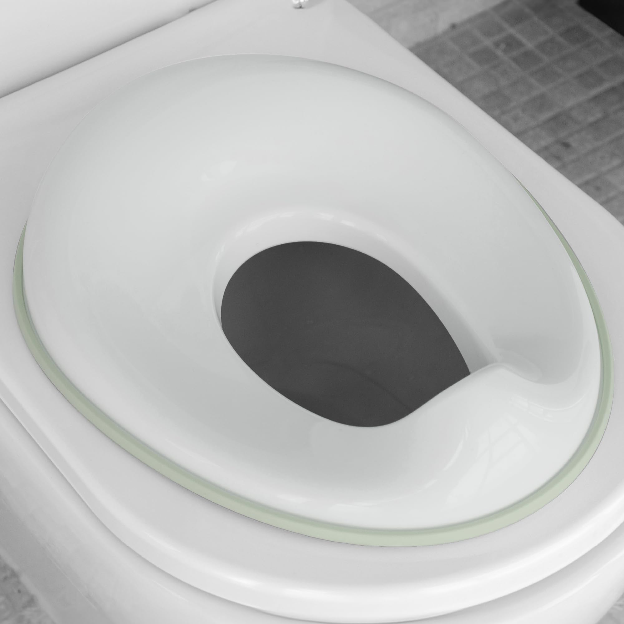 Jool Baby Potty Training Seat for Boys and Girls, Fits Round &amp; Oval Toilets,
