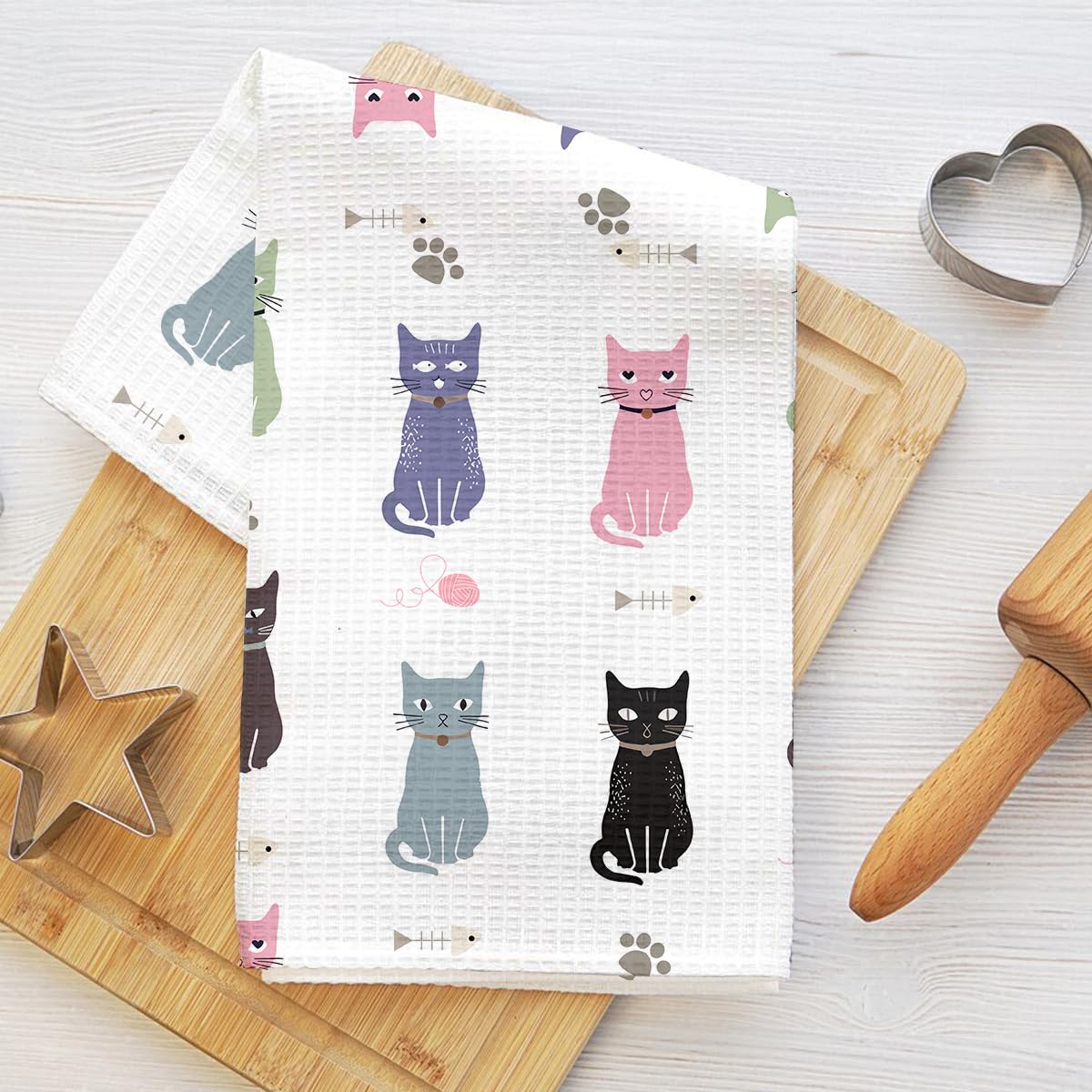 Cute Cat-Shaped Kitchen Towels, 40.6 x 63.6 cms (16 x 25 inches), Holiday Decora
