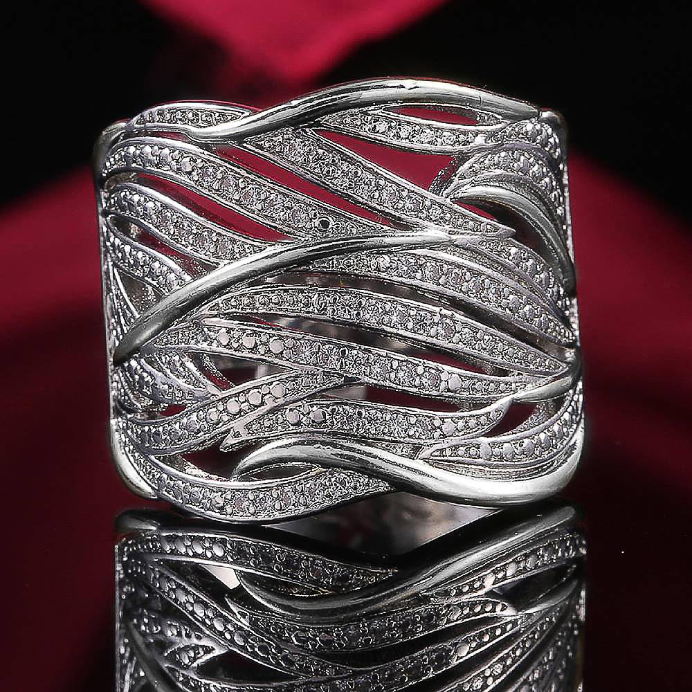Luxury Personality Women Rings Women Fashion Party Accessories Shiny Small Cubic