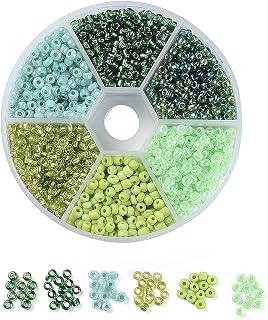600pcs Glass Seed Beads 8/0 for Jewelry Making, 3mm Small Round Glass Beads for Bracelet Earrings Necklace Sewing Accessories Green