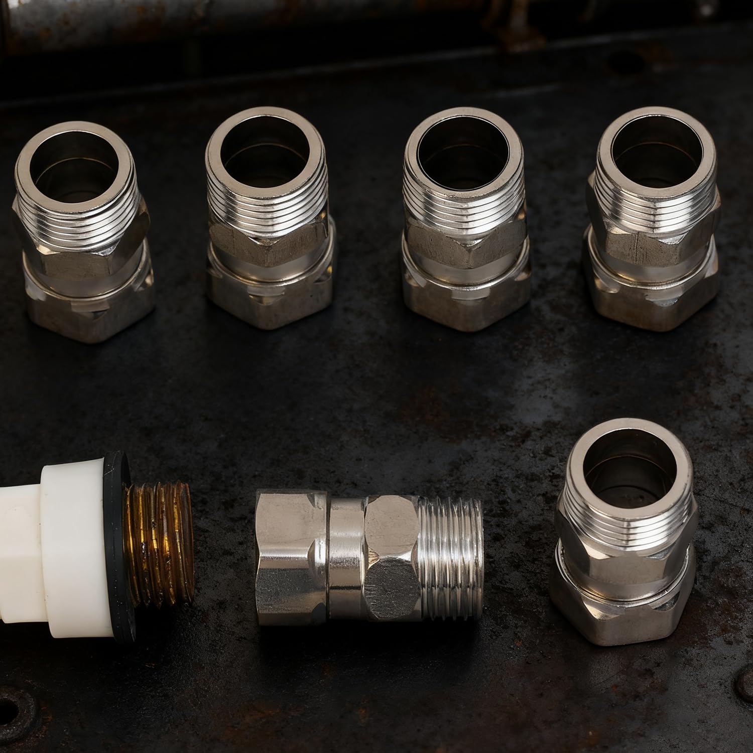 1 x Stainless Steel Pipe Connector Standard Quarter Turn Threaded Angle Valve Wa