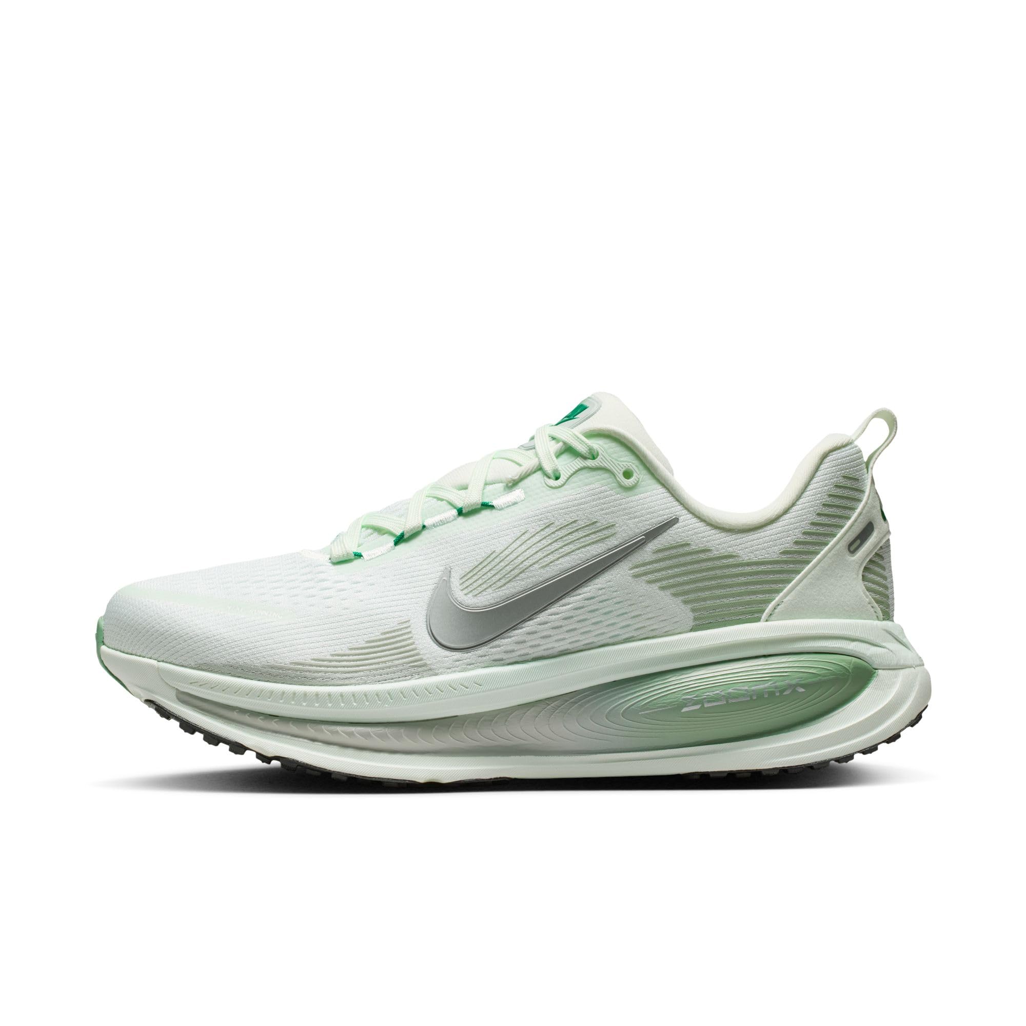 NIKE Vomero 18 SneakerWoman