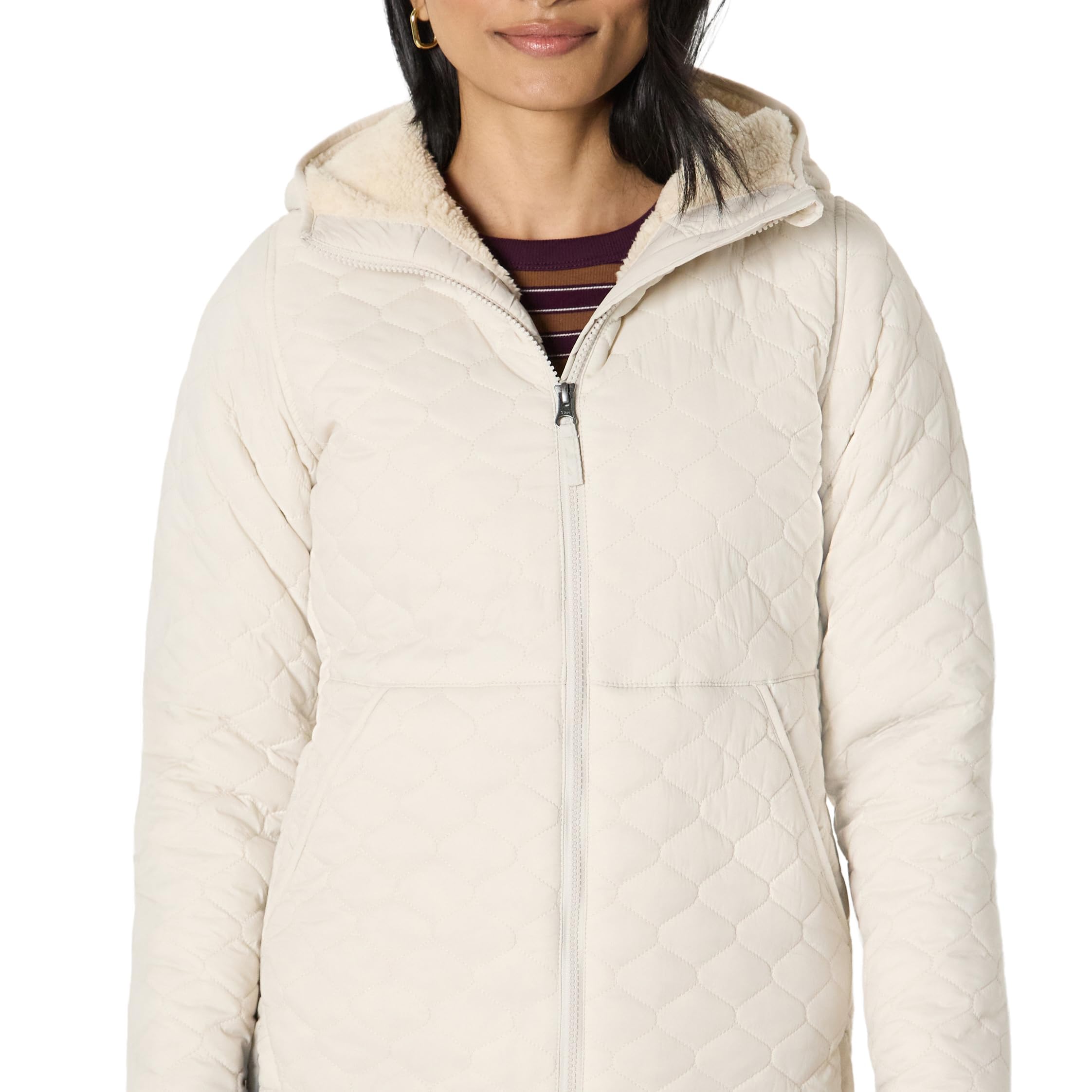 Amazon Essentials Women's Lightweight Water-Repellent Quilted Jacket with Sherpa