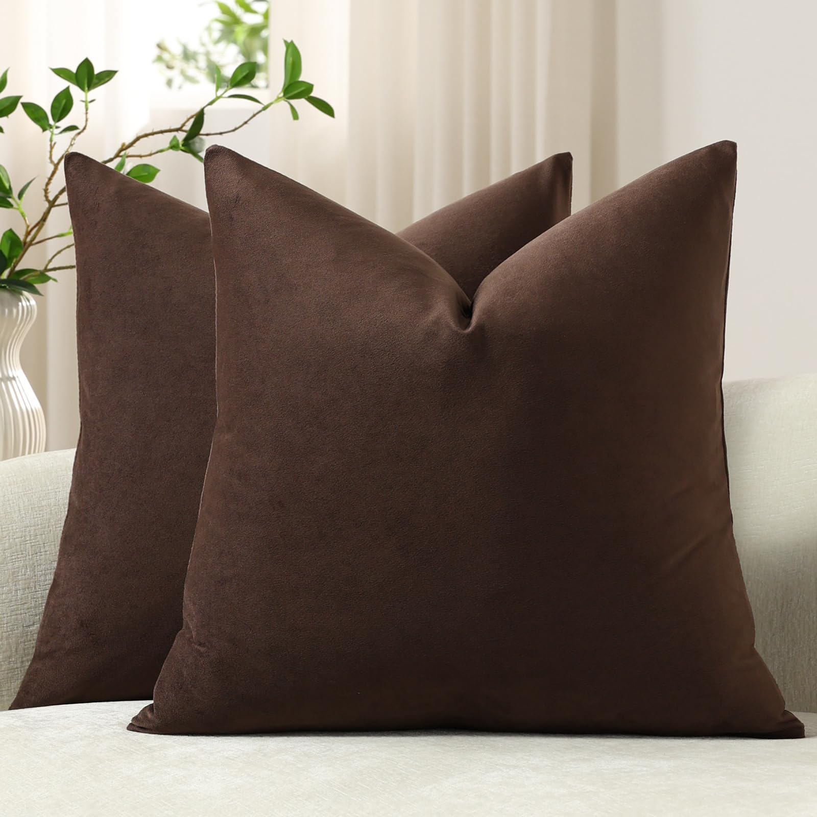 DEZENE Throw Pillow Covers 18x18 Chocolate Brown: Pack of 2 Cozy Soft Velvet Squ