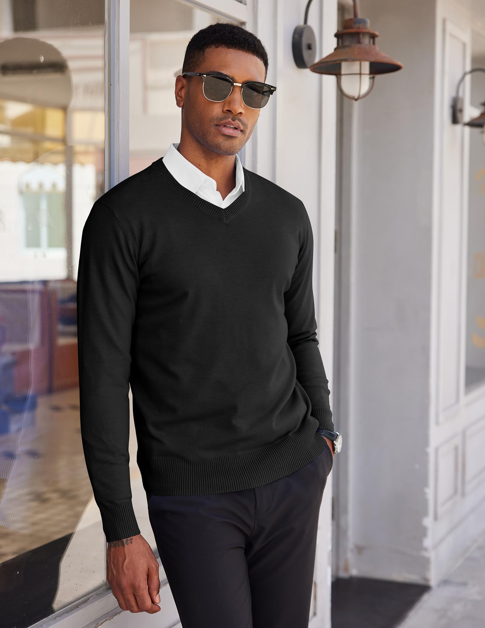 COOFANDY Men's V Neck Sweater Lightweight Knitted Pullover Sweaters