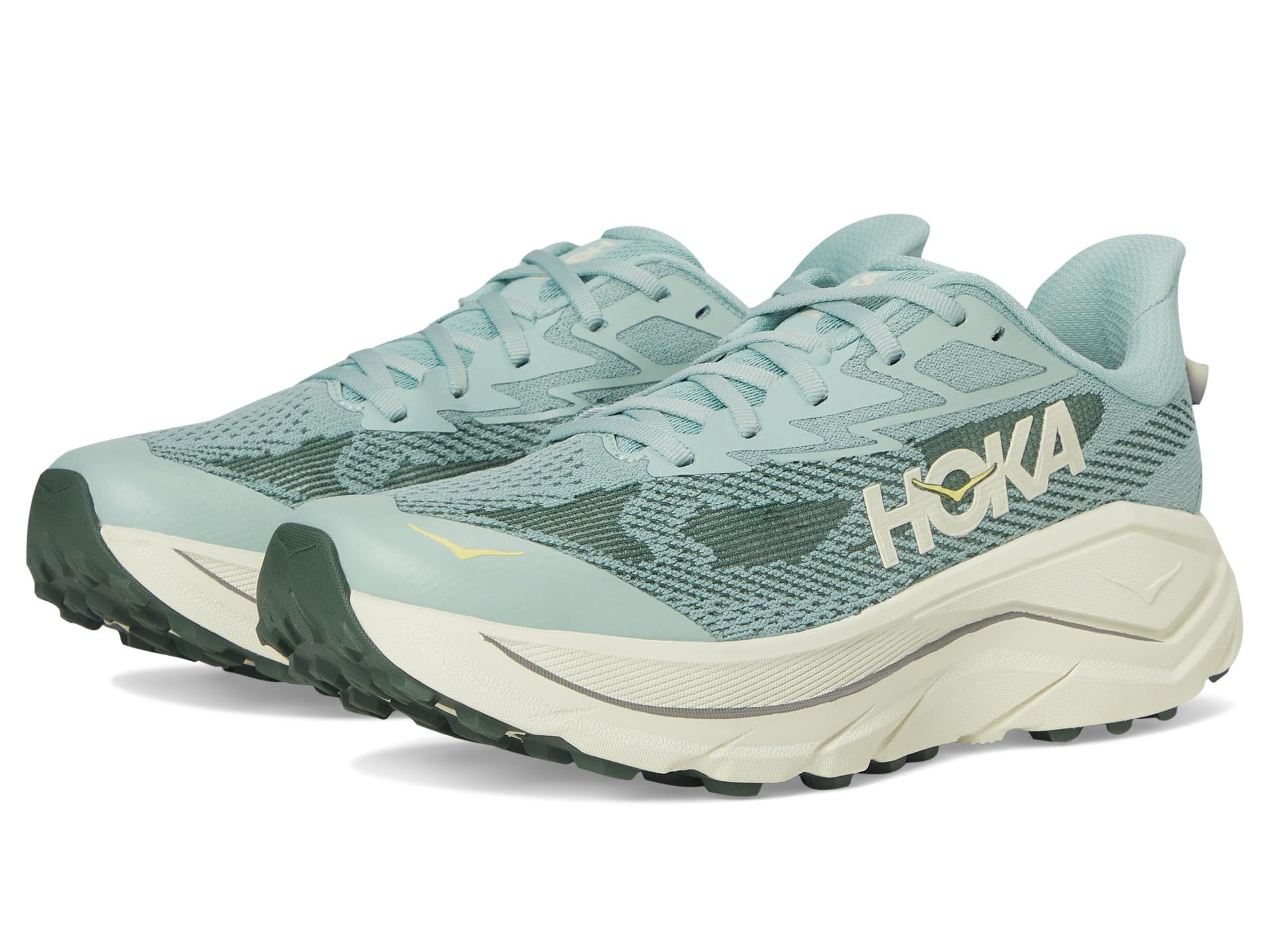 HOKA challenger 8
