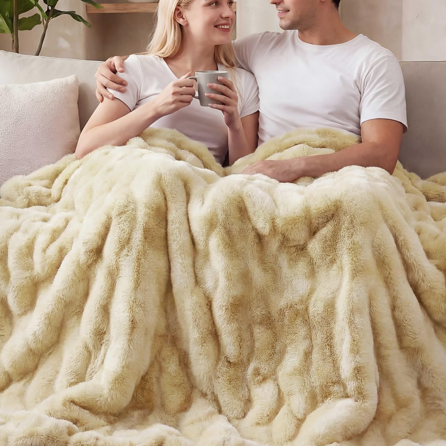 ORINOVA Tie-dye Camel Fuzzy Ultra Soft Bed Comfy Blanket 152x203cm Cozy Faux Fur