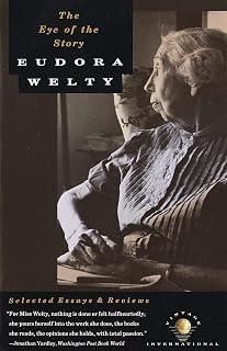 The Eye of the Story: Selected Essays and Reviews (Vintage International)