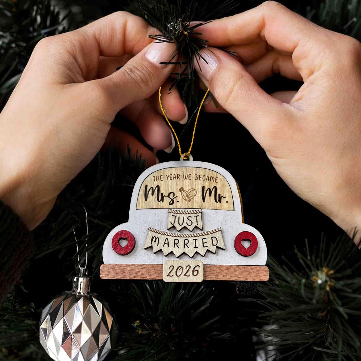 Mr and Mrs Ornament 2026 – Just Married Wooden Car, Wedding Gift Couple