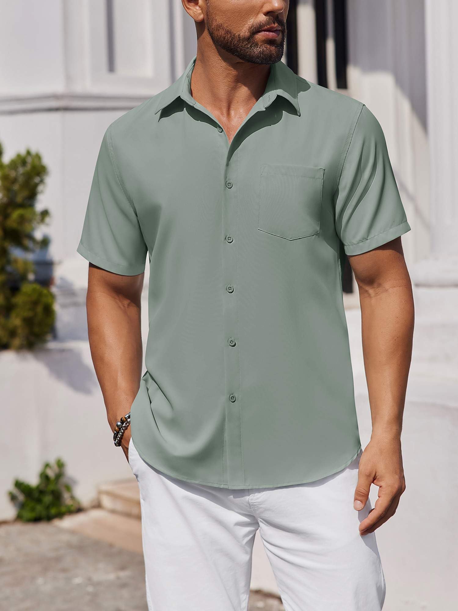 Chemise boutonnée à manches courtes pour homme avec poche