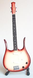 Maneskin Victoria Angelis Victoria Danelectro Lyre Miniature Bass Guitar