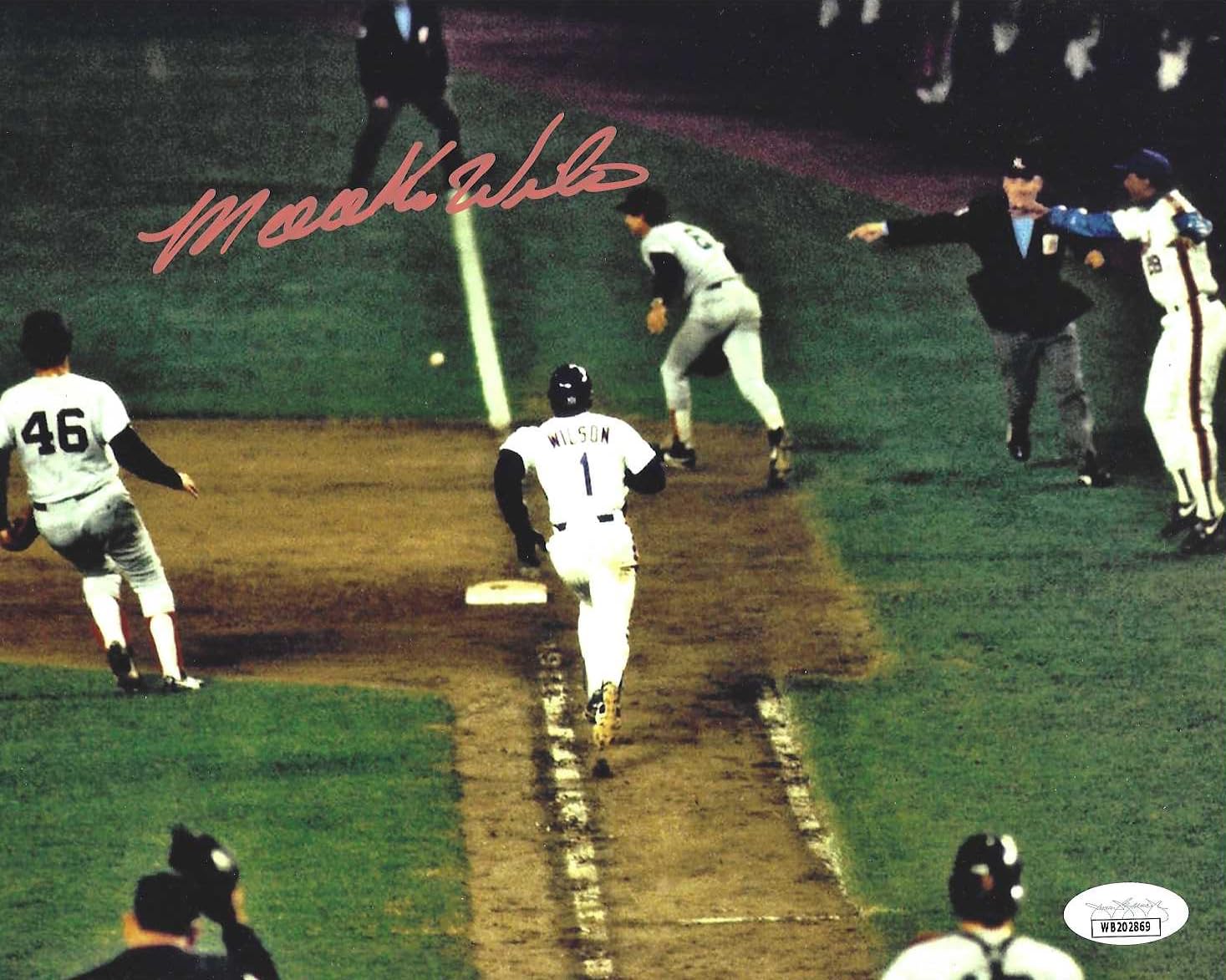 New York Mets Star Mookie Wilson Autographed 8x10 Photo Poster From Game Six Of 