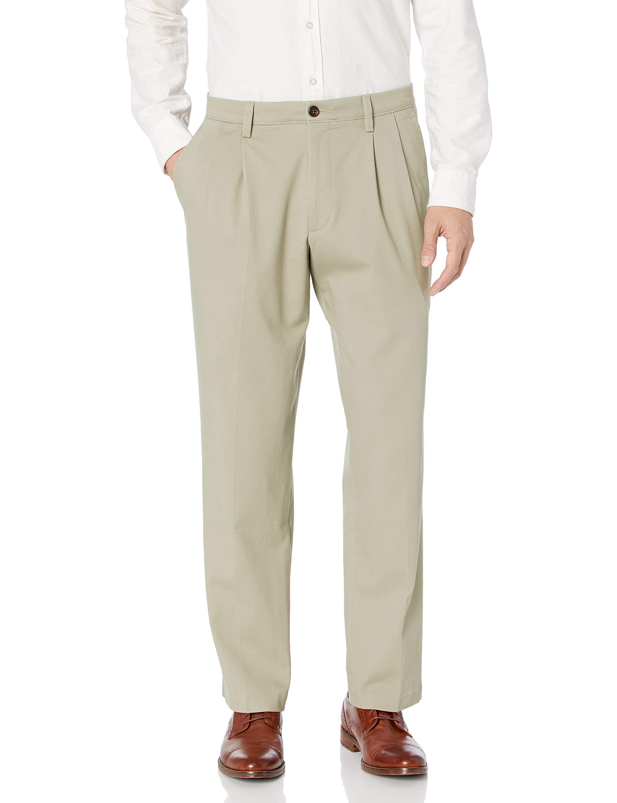 Dockers Men's Easy Khaki D3 Classic Cut Trousers
