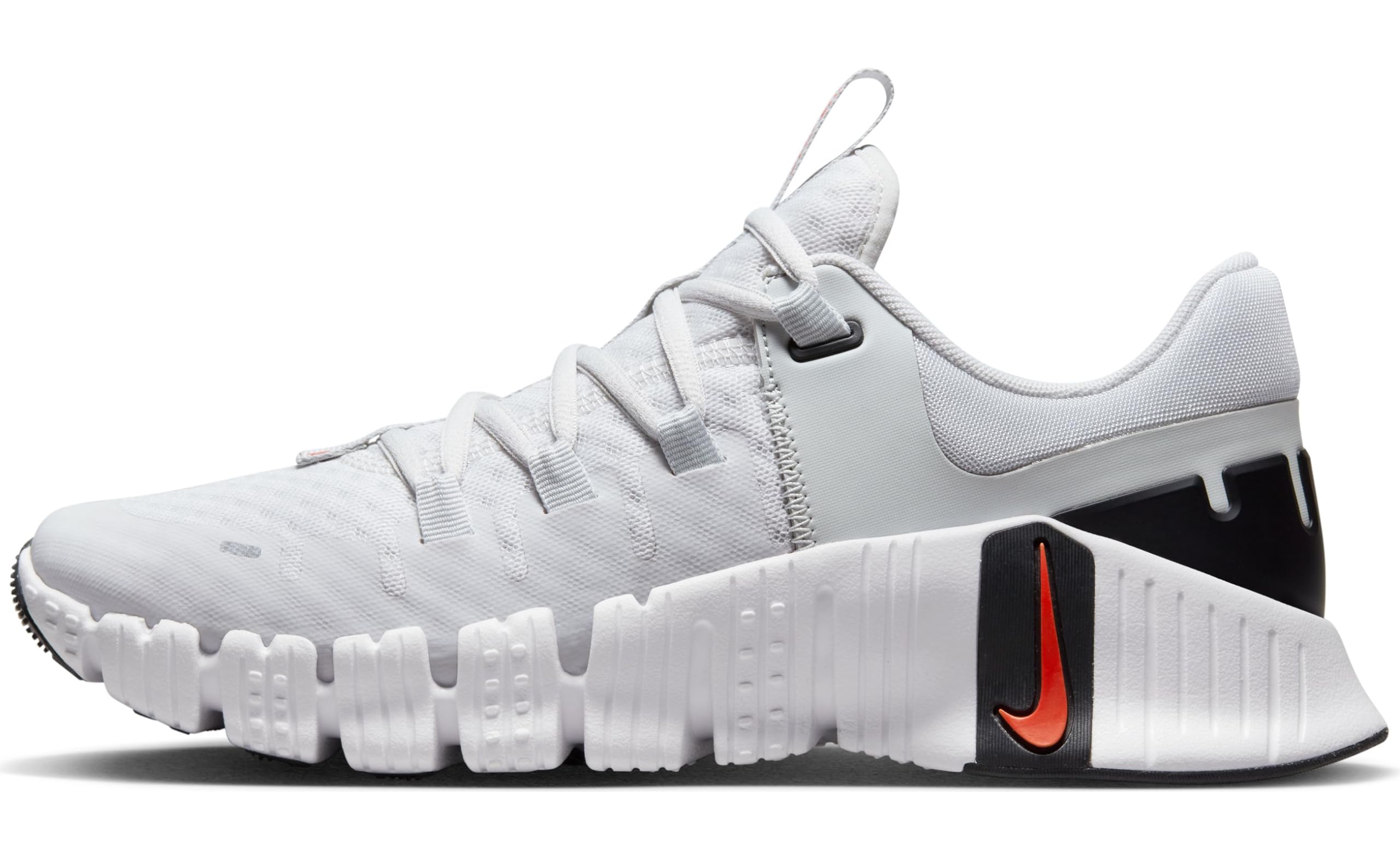 NIKE Women's Women's Free Metcon 5Training Shoe